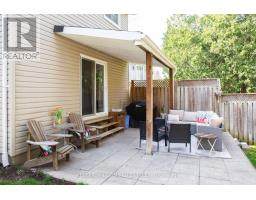 5 WINDING WOODS CRESCENT - 38