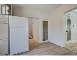 821 QUEENS AVENUE - 24