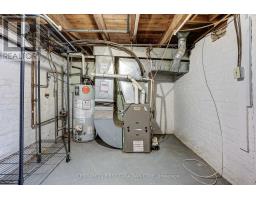 821 QUEENS AVENUE - 33