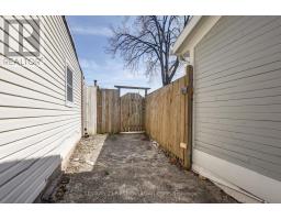 821 QUEENS AVENUE - 34