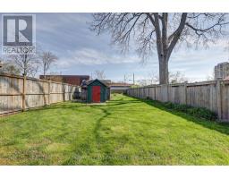 821 QUEENS AVENUE - 35