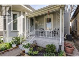 821 QUEENS AVENUE - 4