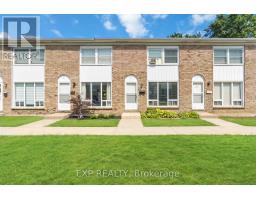 6 - 847 ROSS AVENUE - 1