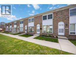 6 - 847 ROSS AVENUE - 2