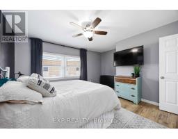 6 - 847 ROSS AVENUE - 22