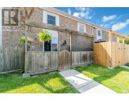 6 - 847 ROSS AVENUE - 35