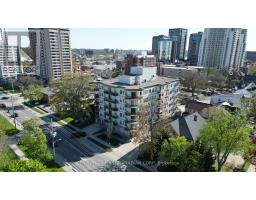 208 - 435 COLBORNE STREET - 3