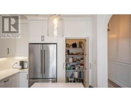 956 TRAILSWAY AVENUE - 19