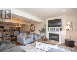 956 TRAILSWAY AVENUE - 36
