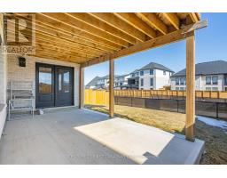956 TRAILSWAY AVENUE - 41