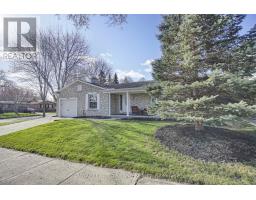 148 SPRINGFIELD CRESCENT - 2