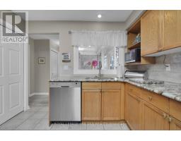 148 SPRINGFIELD CRESCENT - 4