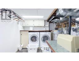 255 ONTARIO STREET S - 35