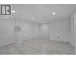 875 DEARNESS DRIVE - 28