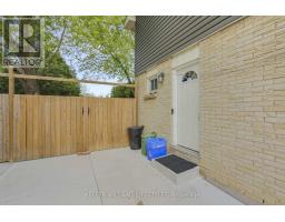 875 DEARNESS DRIVE - 33