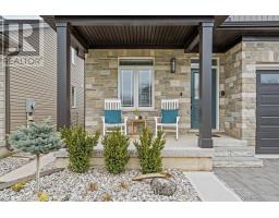 24 COMPASS TRAIL - 4