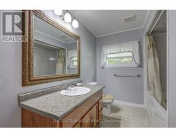 6 CONCESSION STREET - 36