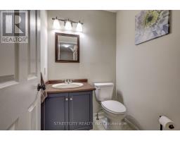 10 TIMBERLANE CRESCENT - 12