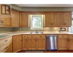 10 TIMBERLANE CRESCENT - 15