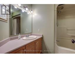 10 TIMBERLANE CRESCENT - 25
