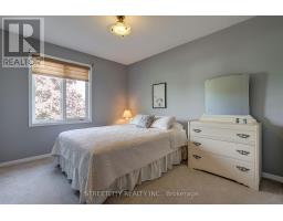 10 TIMBERLANE CRESCENT - 29