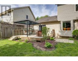 10 TIMBERLANE CRESCENT - 3