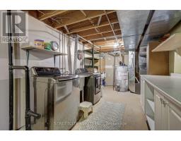 10 TIMBERLANE CRESCENT - 42