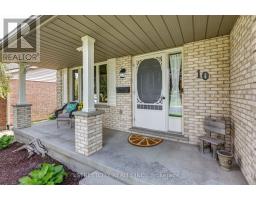 10 TIMBERLANE CRESCENT - 50