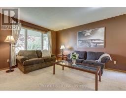 10 TIMBERLANE CRESCENT - 8