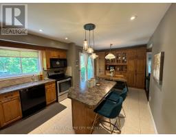 1462 GLENGARRY AVENUE - 14