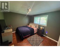 1462 GLENGARRY AVENUE - 23