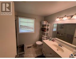 1462 GLENGARRY AVENUE - 30