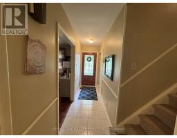 1462 GLENGARRY AVENUE - 5
