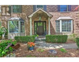 49 MERIDENE CRESCENT E - 12
