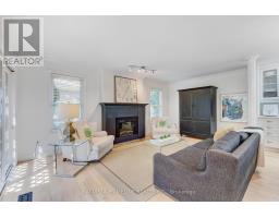 49 MERIDENE CRESCENT E - 18