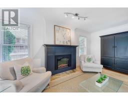 49 MERIDENE CRESCENT E - 19