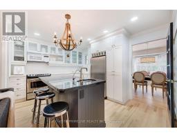49 MERIDENE CRESCENT E - 23