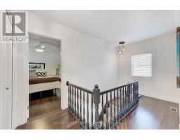 49 MERIDENE CRESCENT E - 32