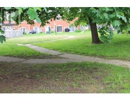 101 - 1090 KIPPS LANE - 20