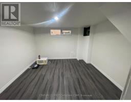 292 SIMCOE STREET - 12