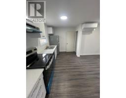 292 SIMCOE STREET - 29