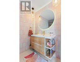 112 EDWARD STREET - 21