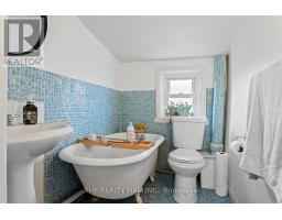 112 EDWARD STREET - 34