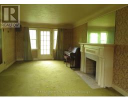 377 RIVERSIDE DRIVE - 11