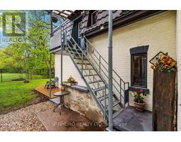 10 MCCLARY AVENUE - 36