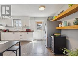 157 HIGHVIEW DRIVE - 17