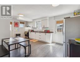 157 HIGHVIEW DRIVE - 18