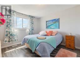 157 HIGHVIEW DRIVE - 28