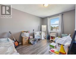 157 HIGHVIEW DRIVE - 30