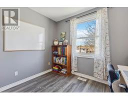 157 HIGHVIEW DRIVE - 32